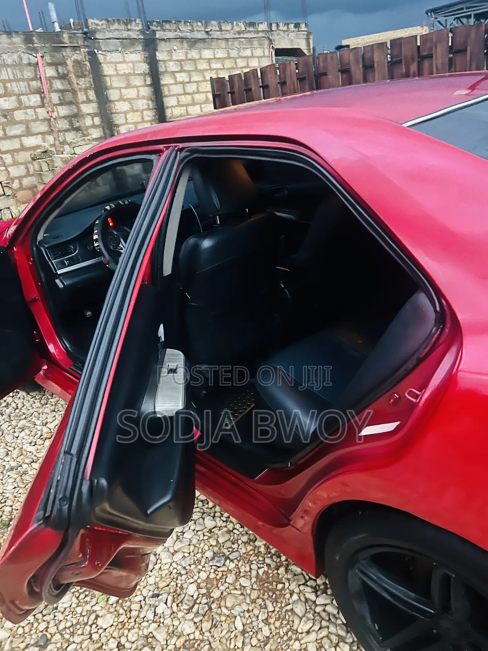 Toyota Camry LE 4dr Sedan (2.5L 4cyl 6A) 2014 Red