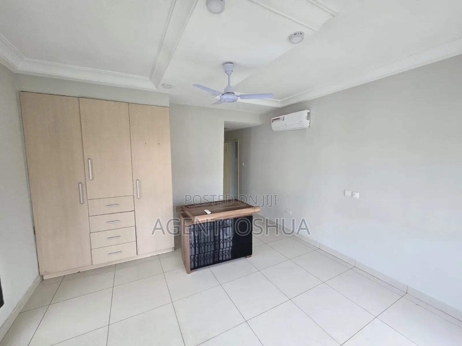 2bdrm Apartment in East Airport, Papaye for rent