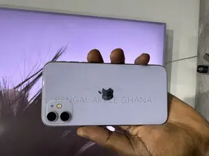 Apple iPhone 11 64 GB Purple