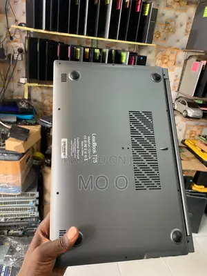 Laptop Toshiba Dynabook t552 8GB AMD A8 HDD 500GB