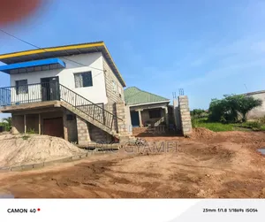 3bdrm House in Adjen Kotoku /Medie, Accra Metropolitan for sale