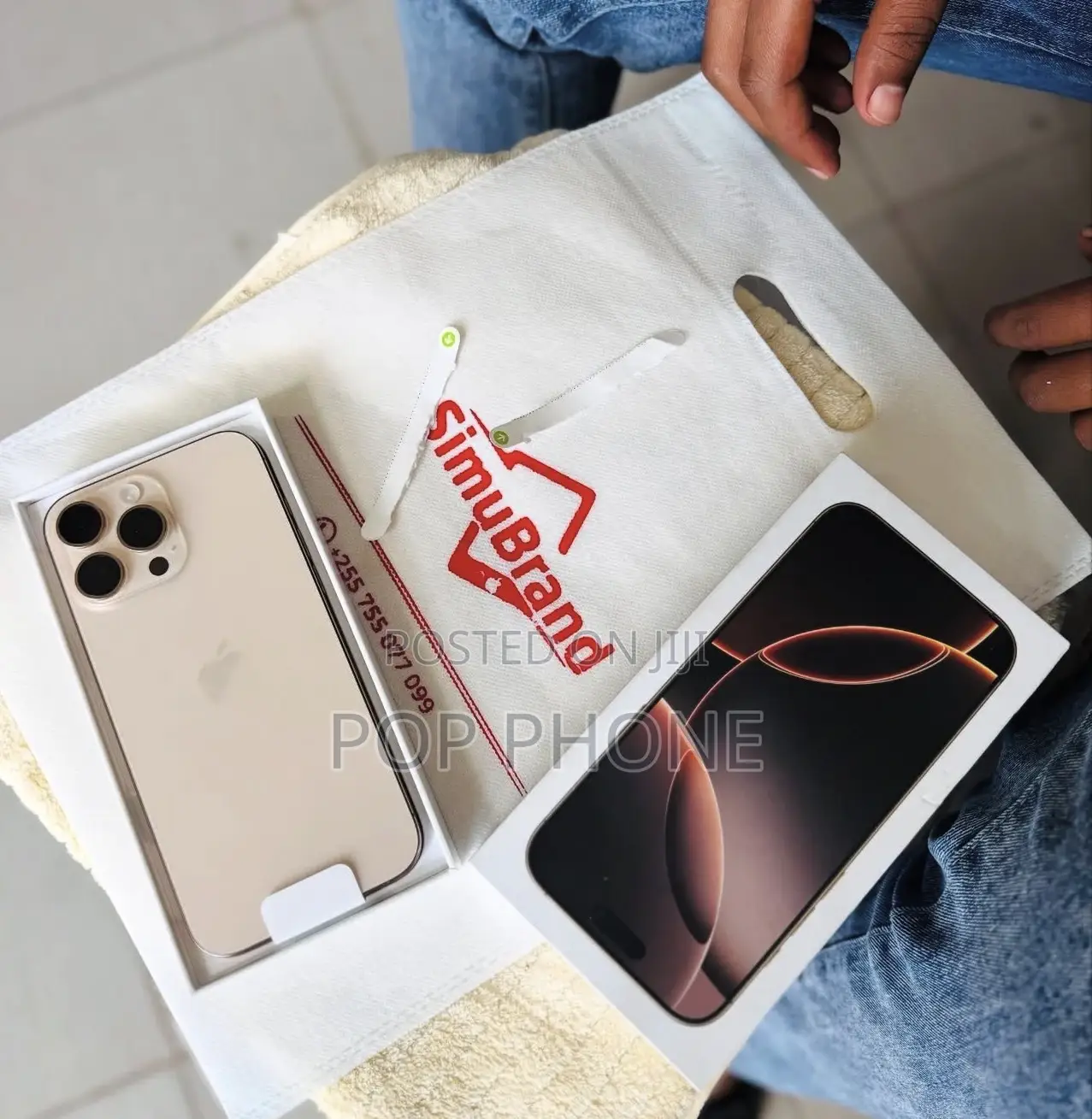 New Apple iPhone 16 Pro Max 256 GB Gold