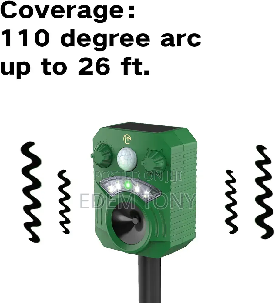 Solar Animal Repeller, Ultrasonic.Waterproof Flashing Lights