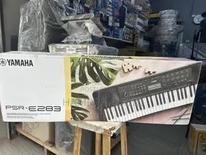 Yamaha PSR - E283 Keyboard