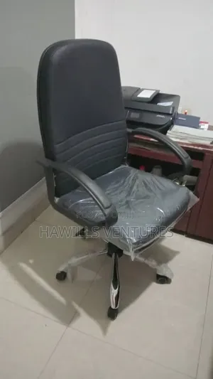 Modern High - Back Conference Swivel Chair Eith a BCM Faux Leather.