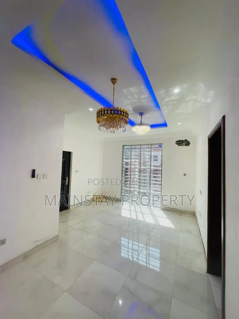 5bdrm House in Mainstay Estates, Ofankor for sale