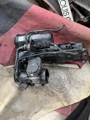 2015-2018 Mercedes-Benz Engine Air Intake Manifold