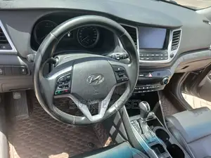 Hyundai Tucson 2017 Blue