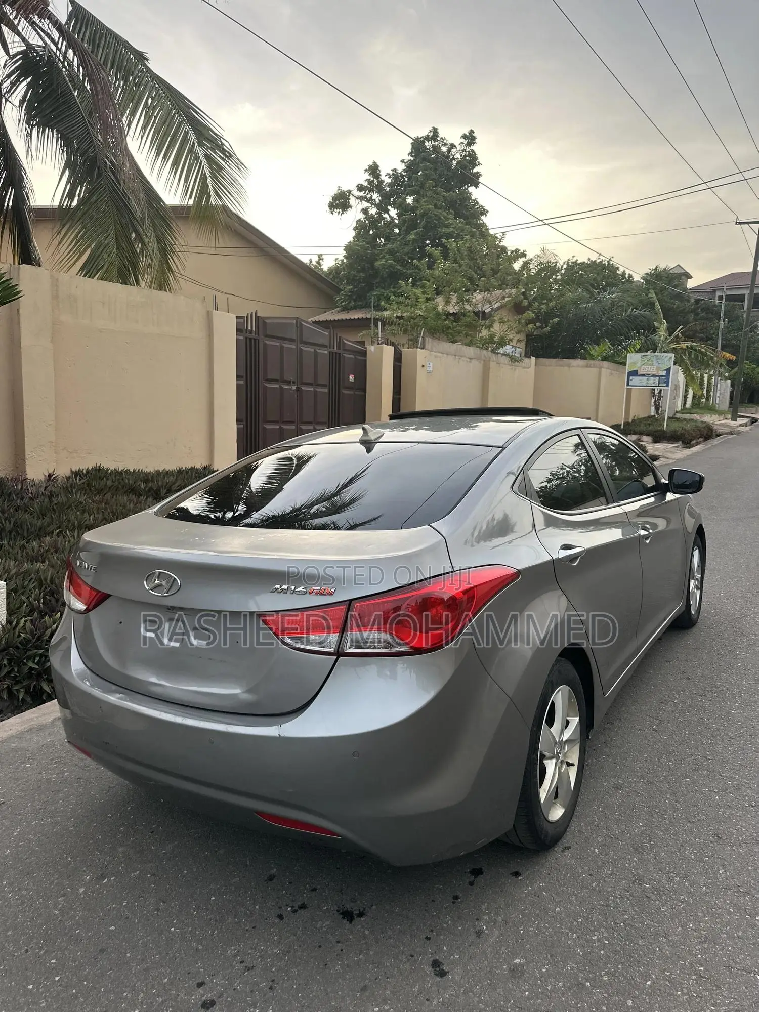 Hyundai Elantra Limited PZEV 4dr Sedan (1.8L 4cyl 6A) 2015 Gray