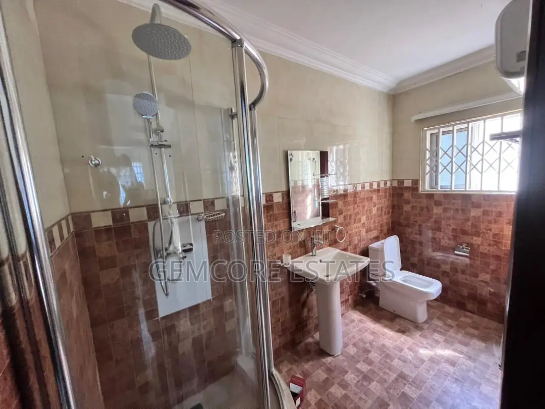 4bdrm House in Adjiringanor, Adjiriganor for rent