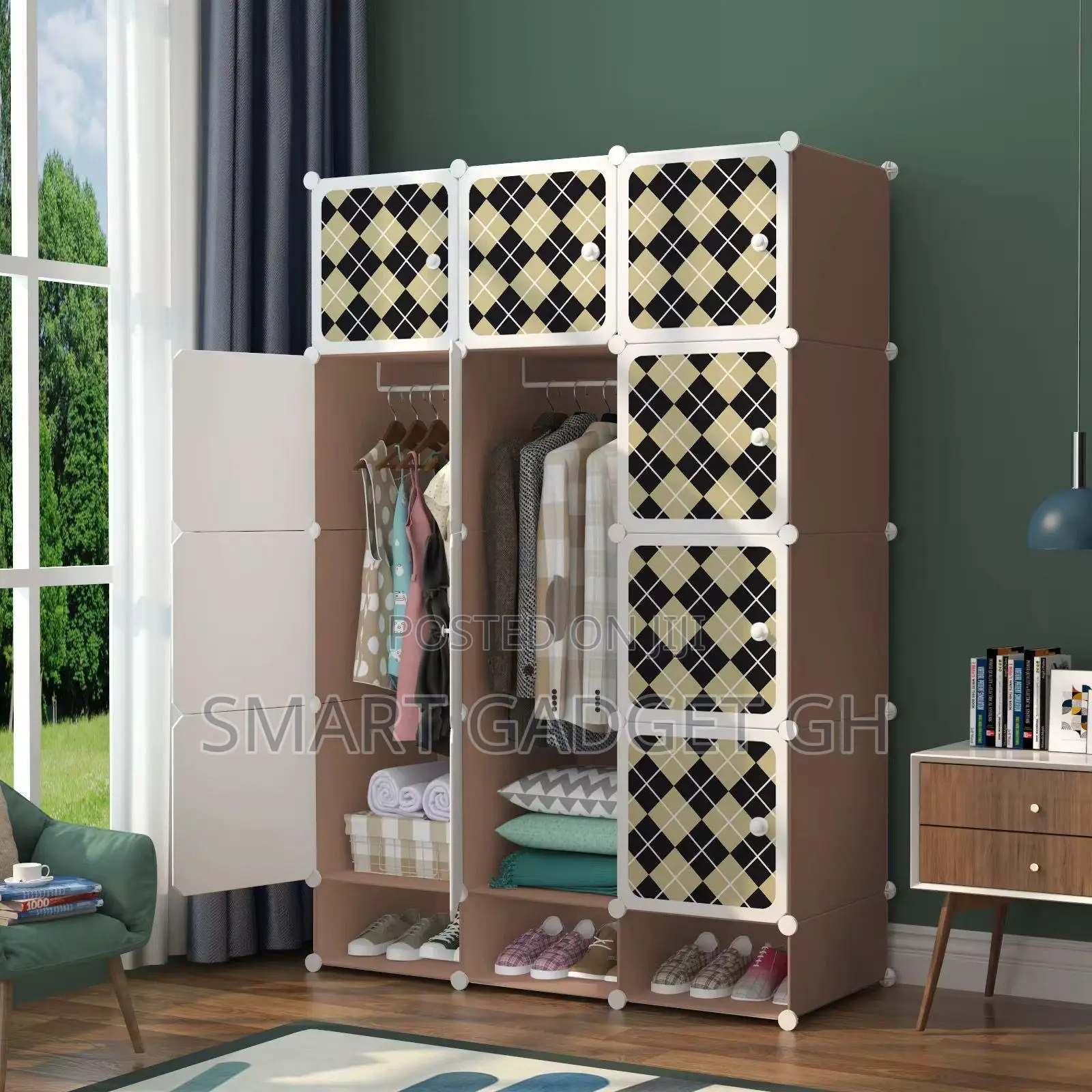 12 Doors Cubes Wardrobe
