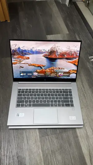 Laptop HP ZBook Studio G8 32GB Intel Core i7 SSD 512GB