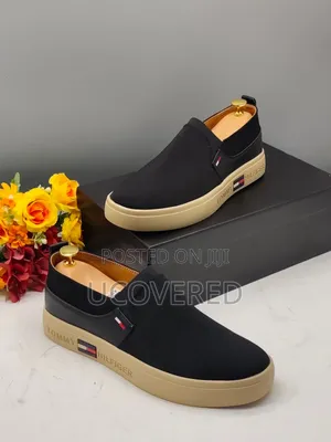 Tommy Hilfiger Men's Black Slip-on Casual Sneaker