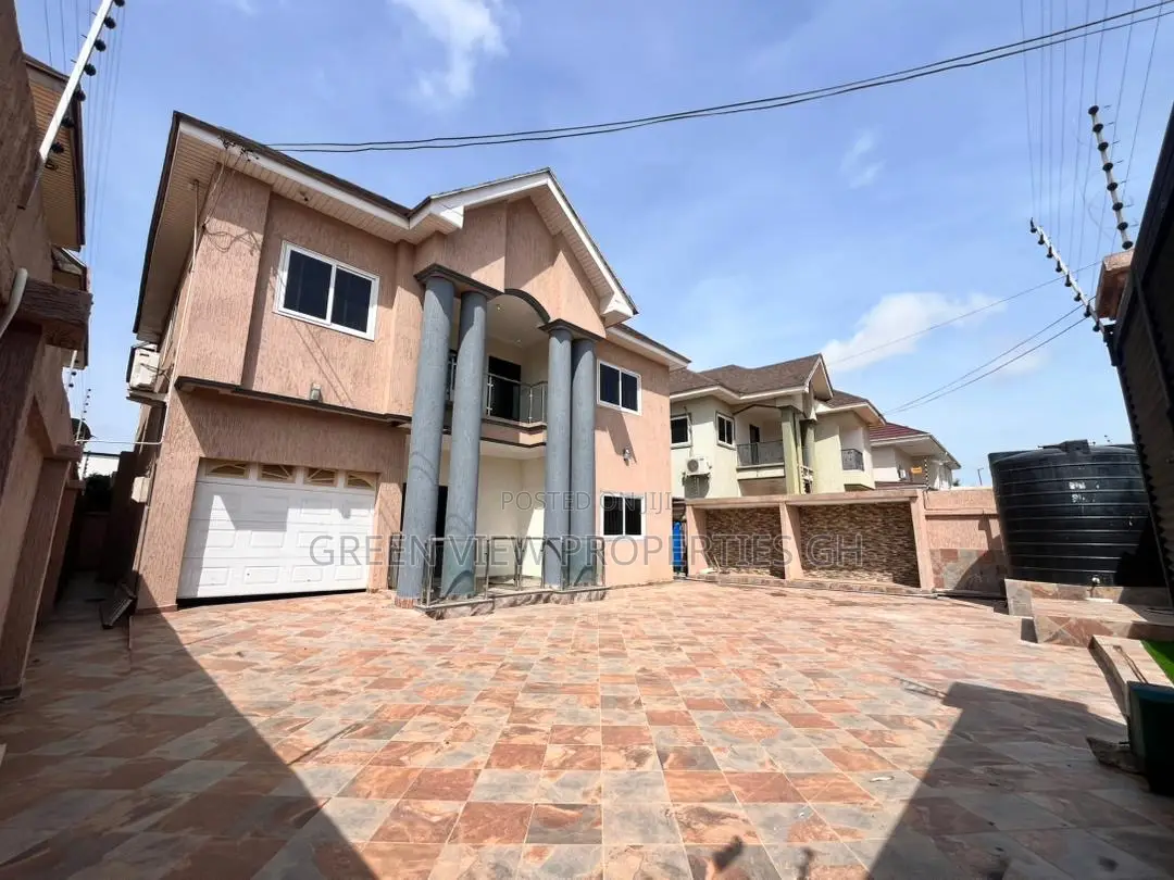 4bdrm Duplex in East Legon for rent