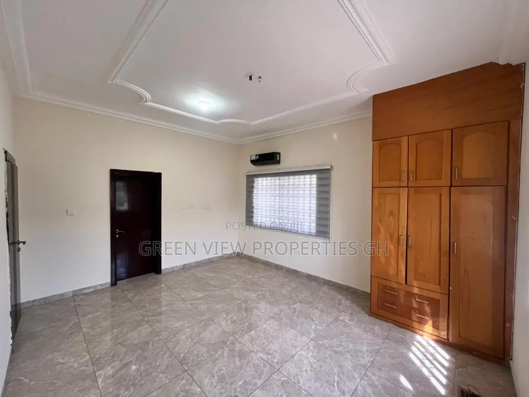 4bdrm Duplex in East Legon for rent