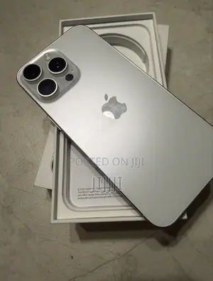 Apple iPhone 15 Pro Max 512 GB Silver
