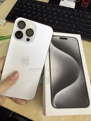 Apple iPhone 15 Pro Max 256 GB White