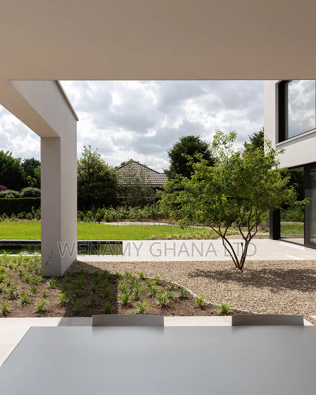 5bdrm Duplex in Accra for sale