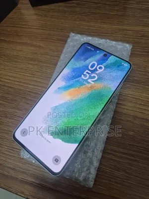 New Samsung Galaxy S21 FE 5G 128 GB Green