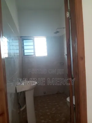 1bdrm Apartment in Tuba, Awutu Senya East Municipal for rent