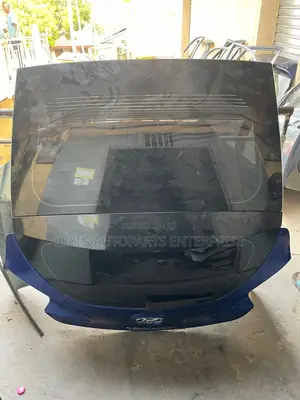 Hyundai Veloster 2013,2014,2015,2016,2017 Tailgate/Boot Available