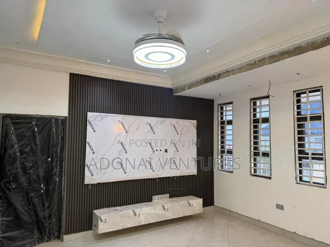 Furnished 7bdrm House in Asuofua, Kumasi Metropolitan for sale