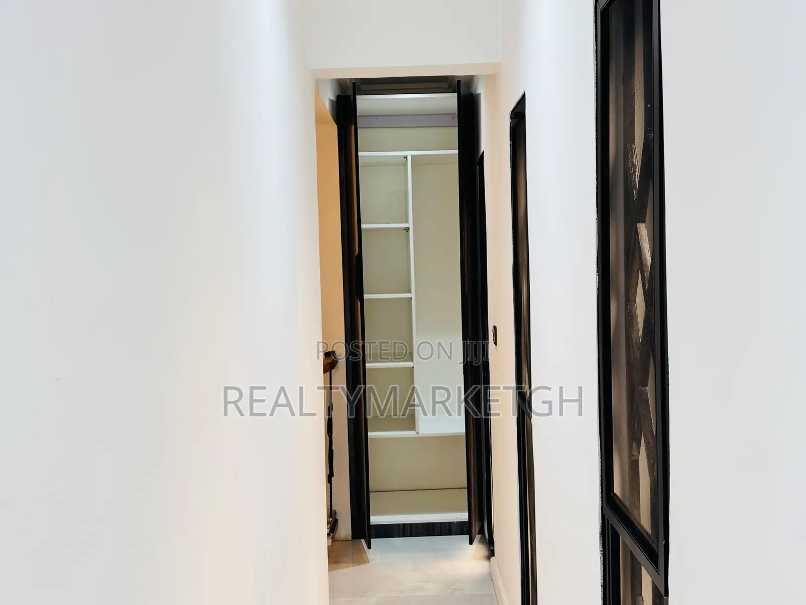 Furnished 1bdrm Apartment in Kanda for rent