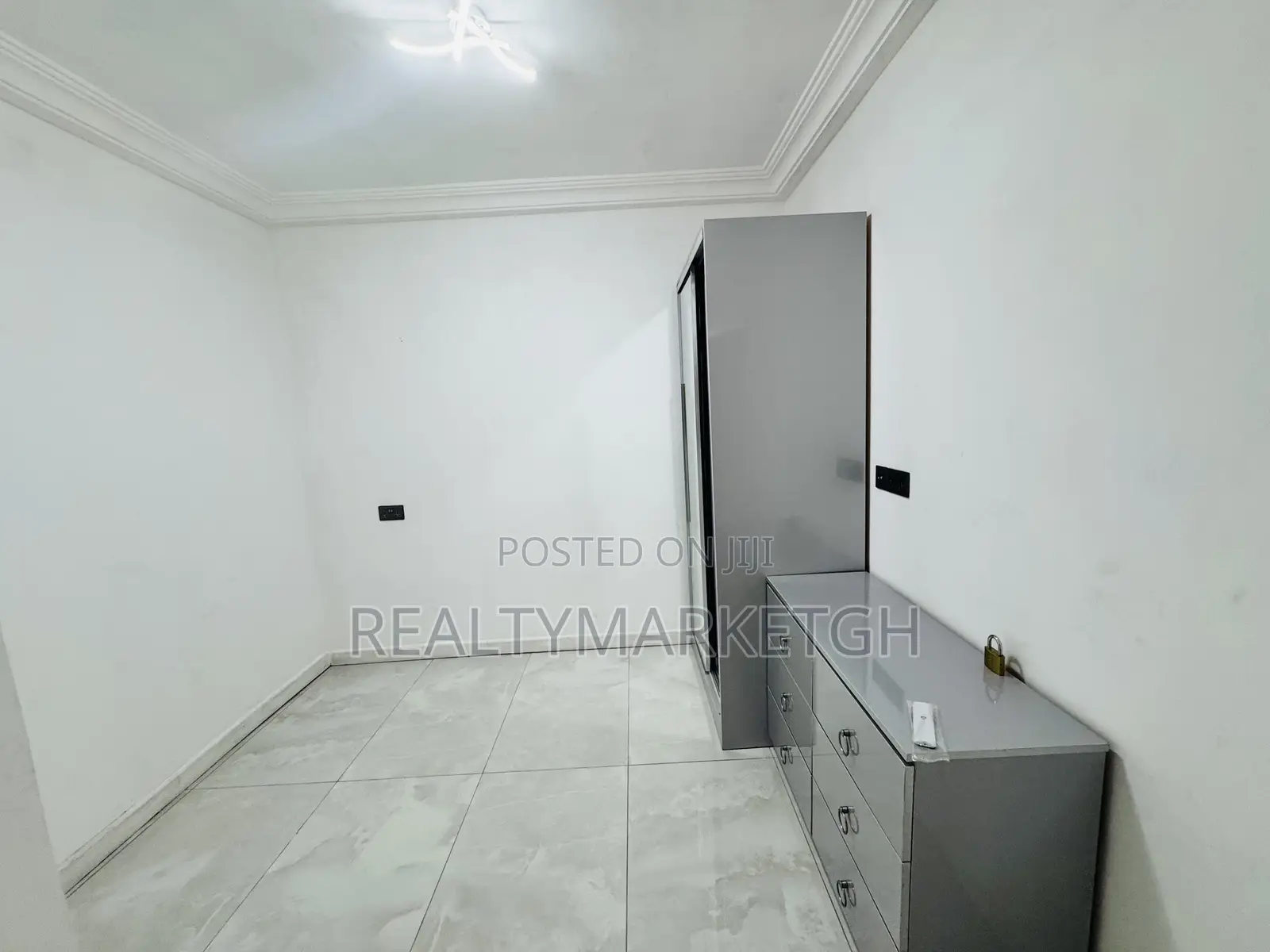 Furnished 1bdrm Apartment in Kanda for rent