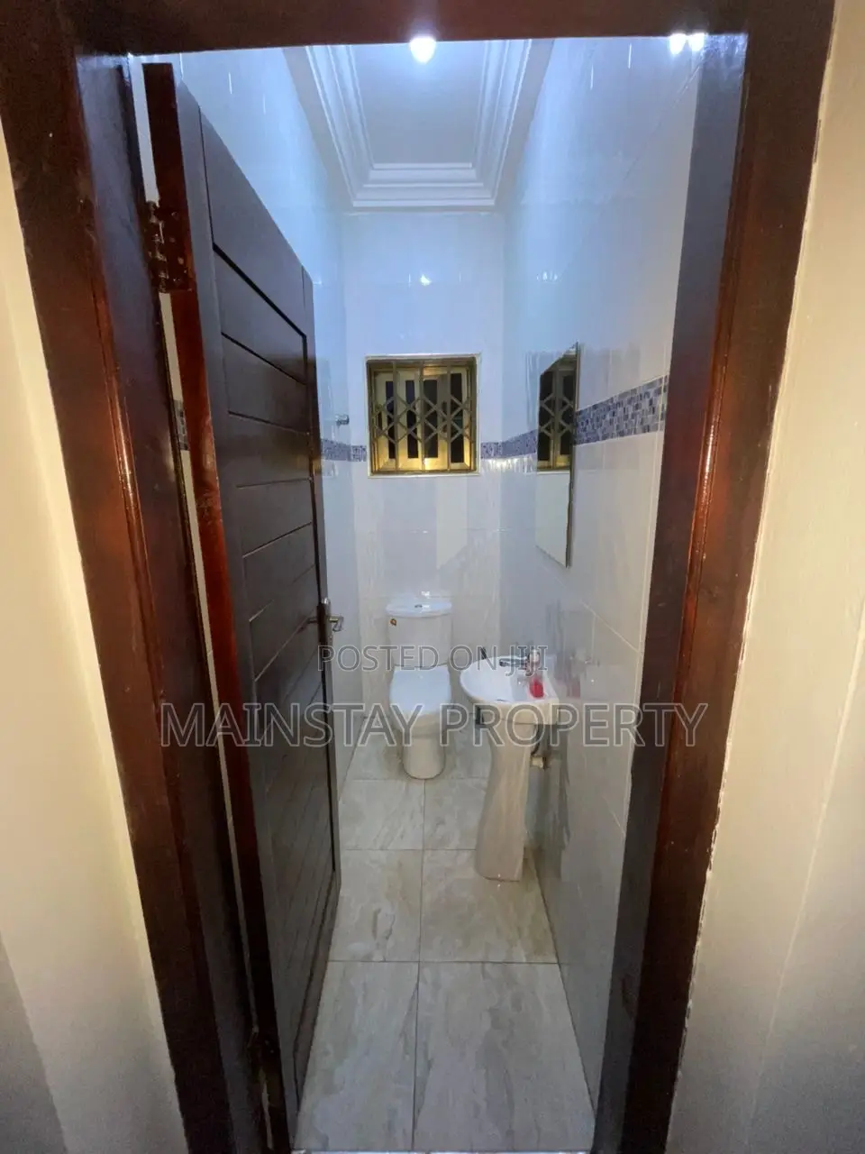 Furnished 2bdrm House in Mainstay Estates for sale