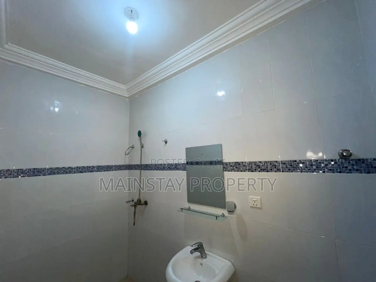 Furnished 2bdrm House in Mainstay Estates for sale