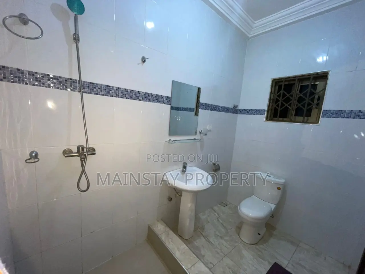 Furnished 2bdrm House in Mainstay Estates for sale