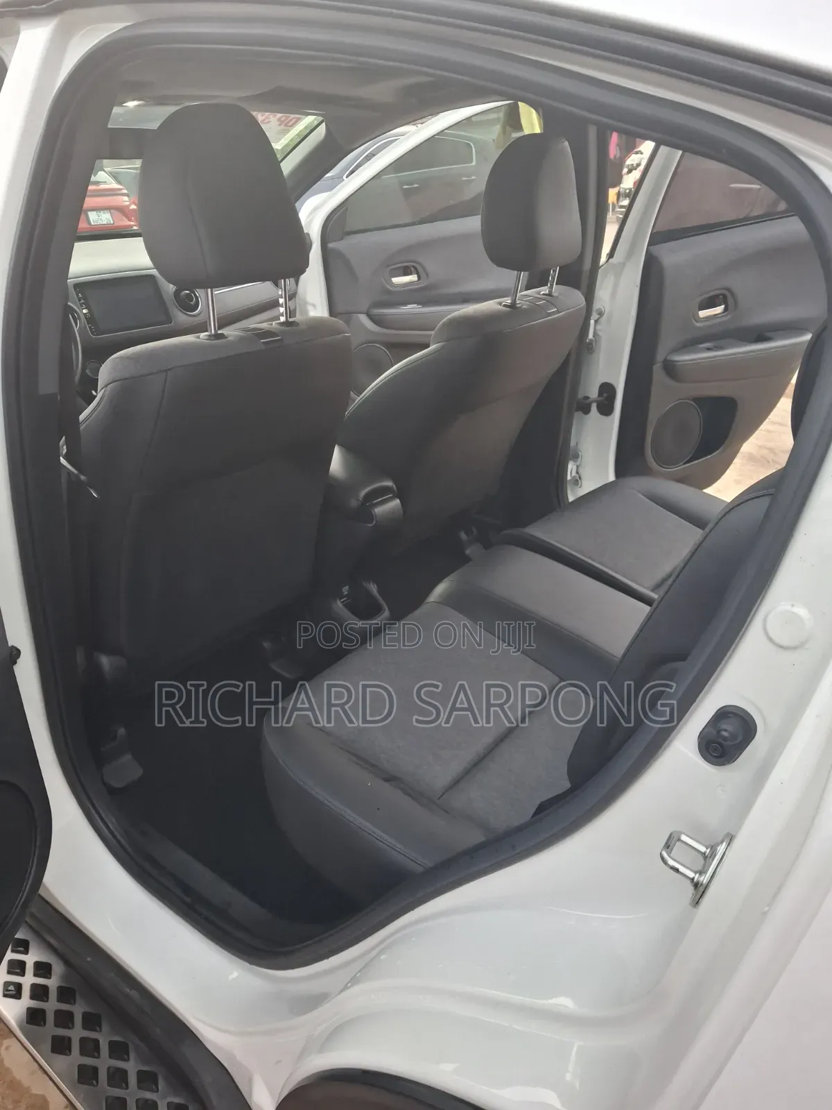 Honda Vezel 1.5 2WD 2019 White