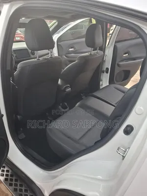 Honda Vezel 1.5 2WD 2019 White
