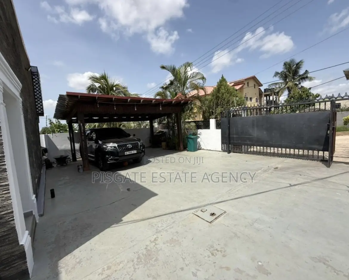 3bdrm House in Kwabenya for sale