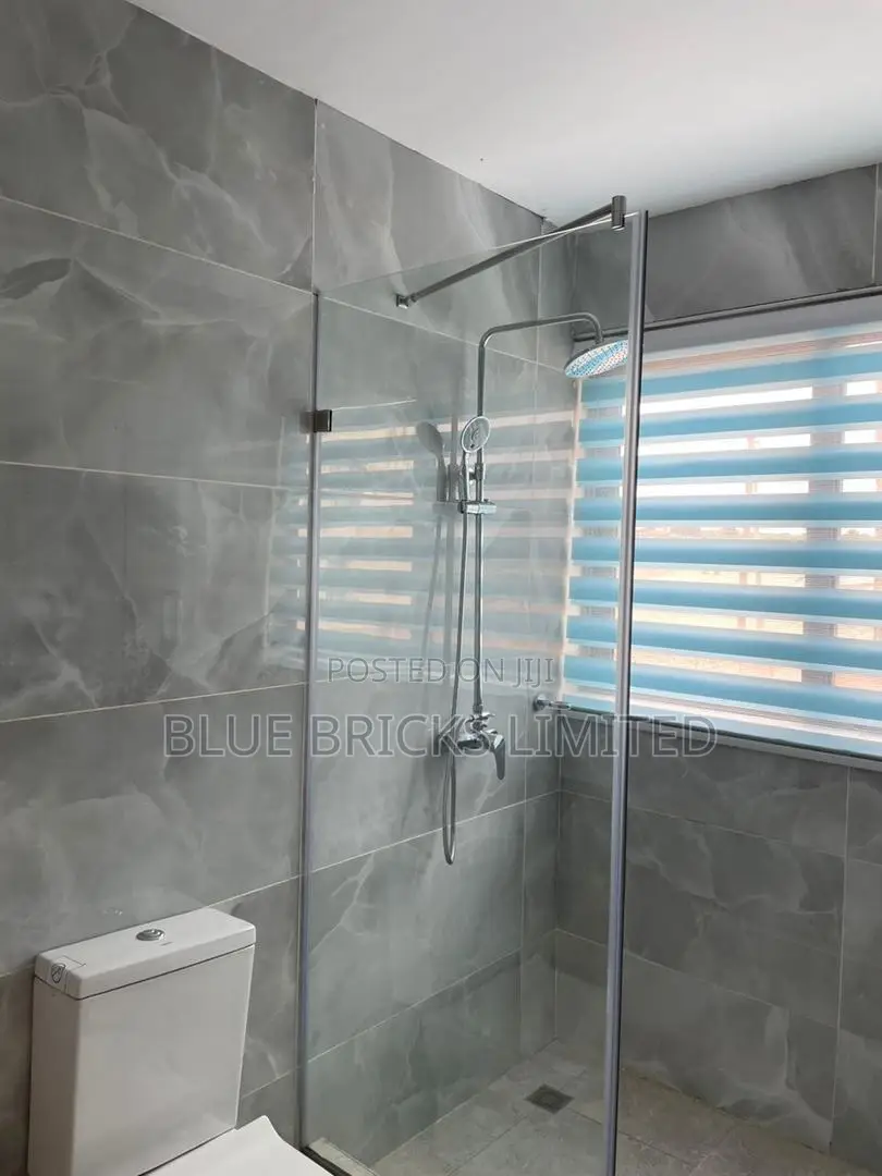 4bdrm House in East Legon, Lake Side Estate for sale