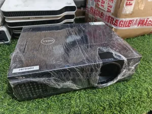 Uk-Used Dell -1550 Full Hd 4000lumens Projector.