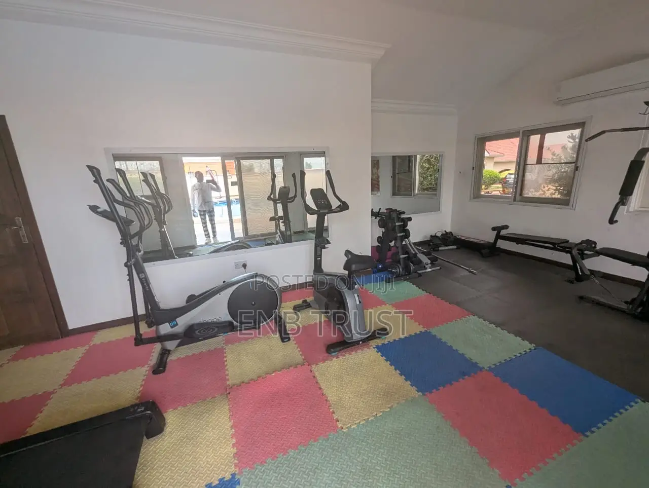 Furnished 3bdrm Townhouse / Terrace in East Legon, A&C Mall Area