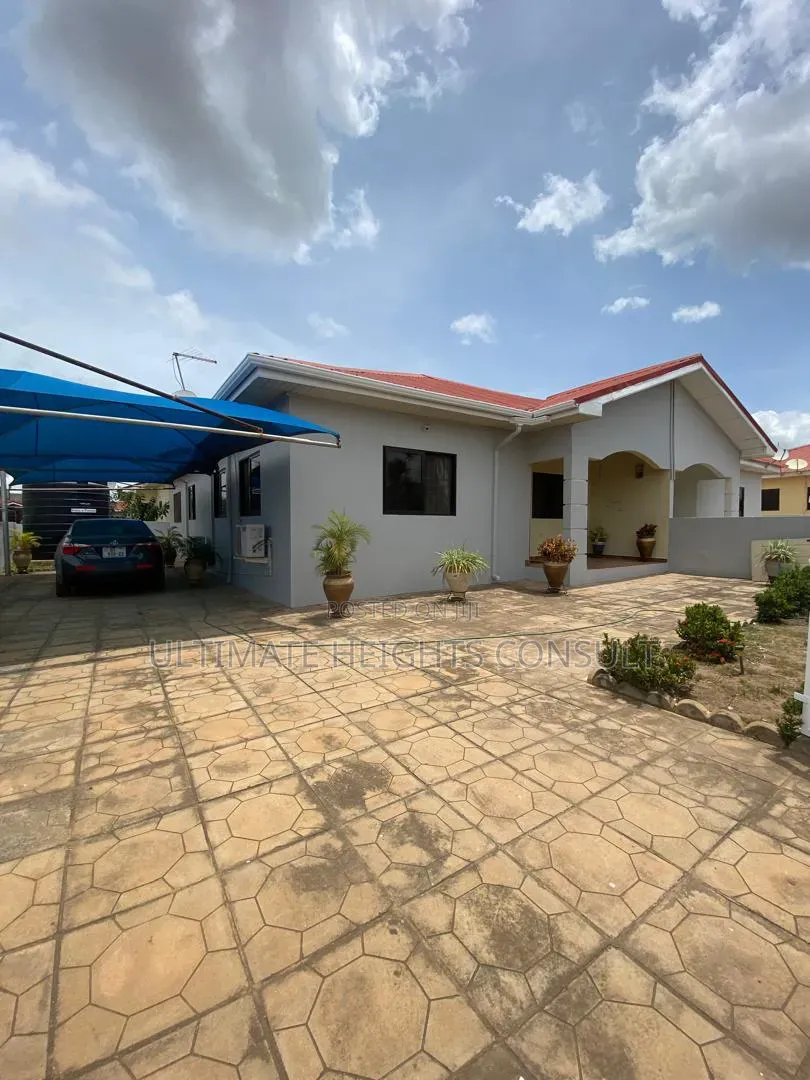 3bdrm House in Devtraco Estates, Tema Metropolitan for rent