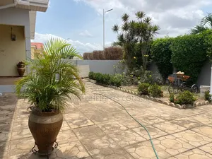 3bdrm House in Devtraco Estates, Tema Metropolitan for rent