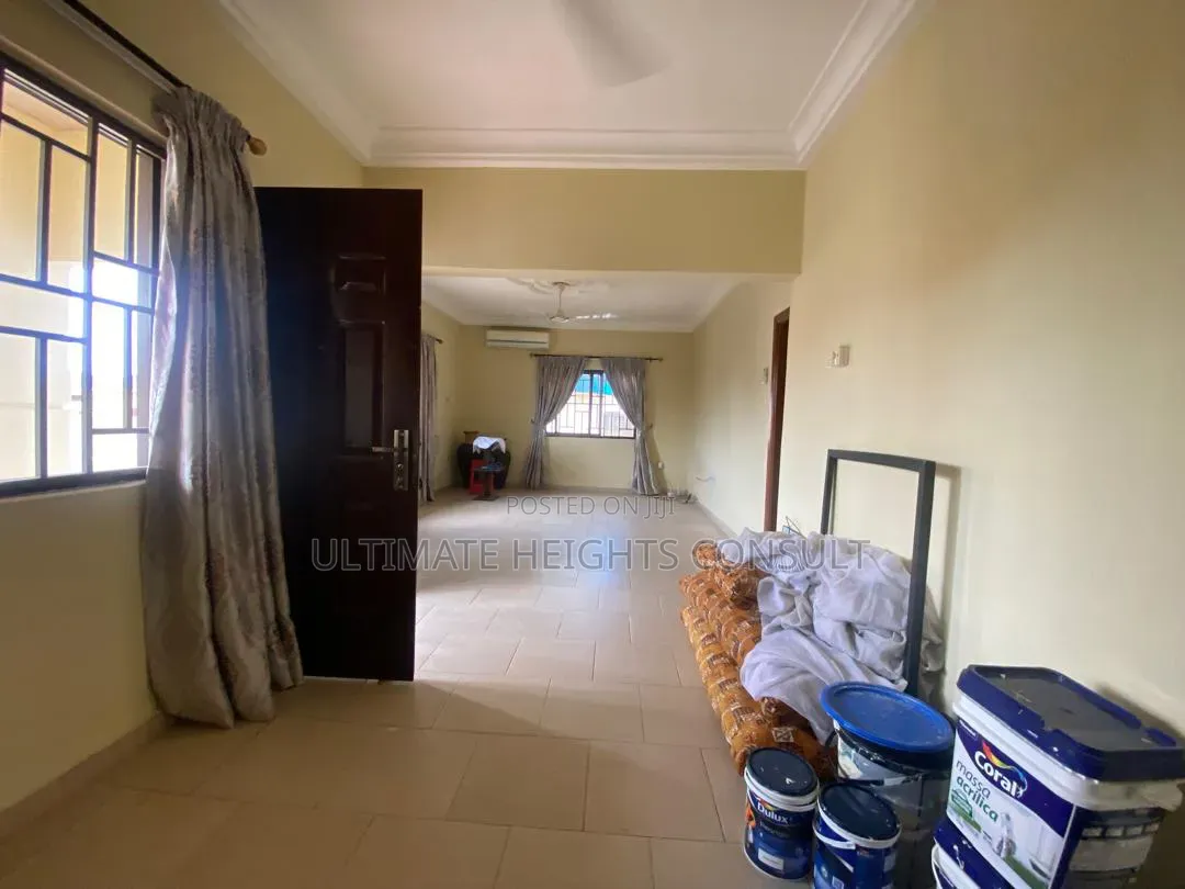 3bdrm House in Devtraco Estates, Tema Metropolitan for rent