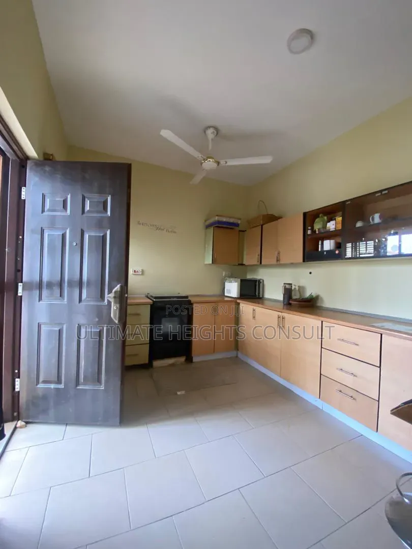 3bdrm House in Devtraco Estates, Tema Metropolitan for rent