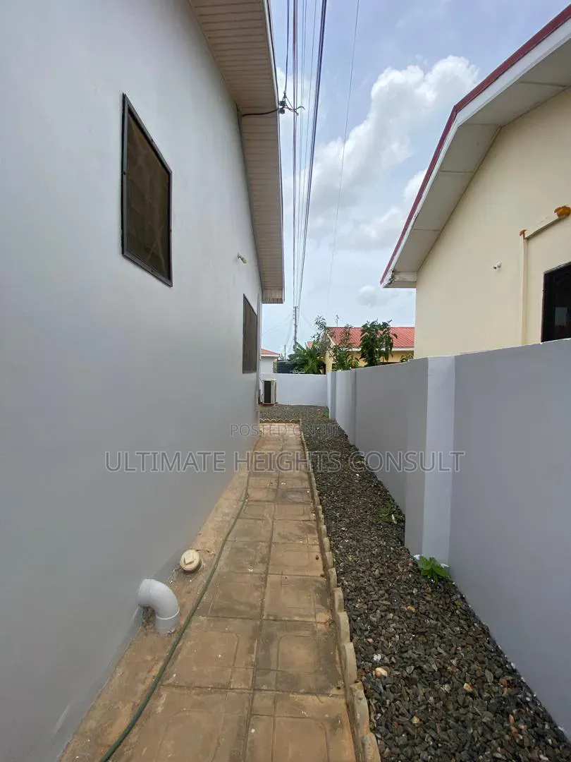 3bdrm House in Devtraco Estates, Tema Metropolitan for rent
