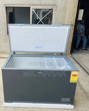 Efficient Samsung Single Door Chest Freezer(371liters)