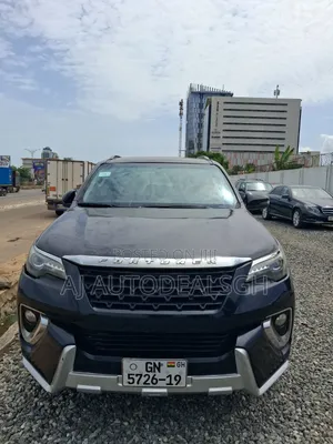 Toyota Fortuner 2.4 D AWD 2019 Black