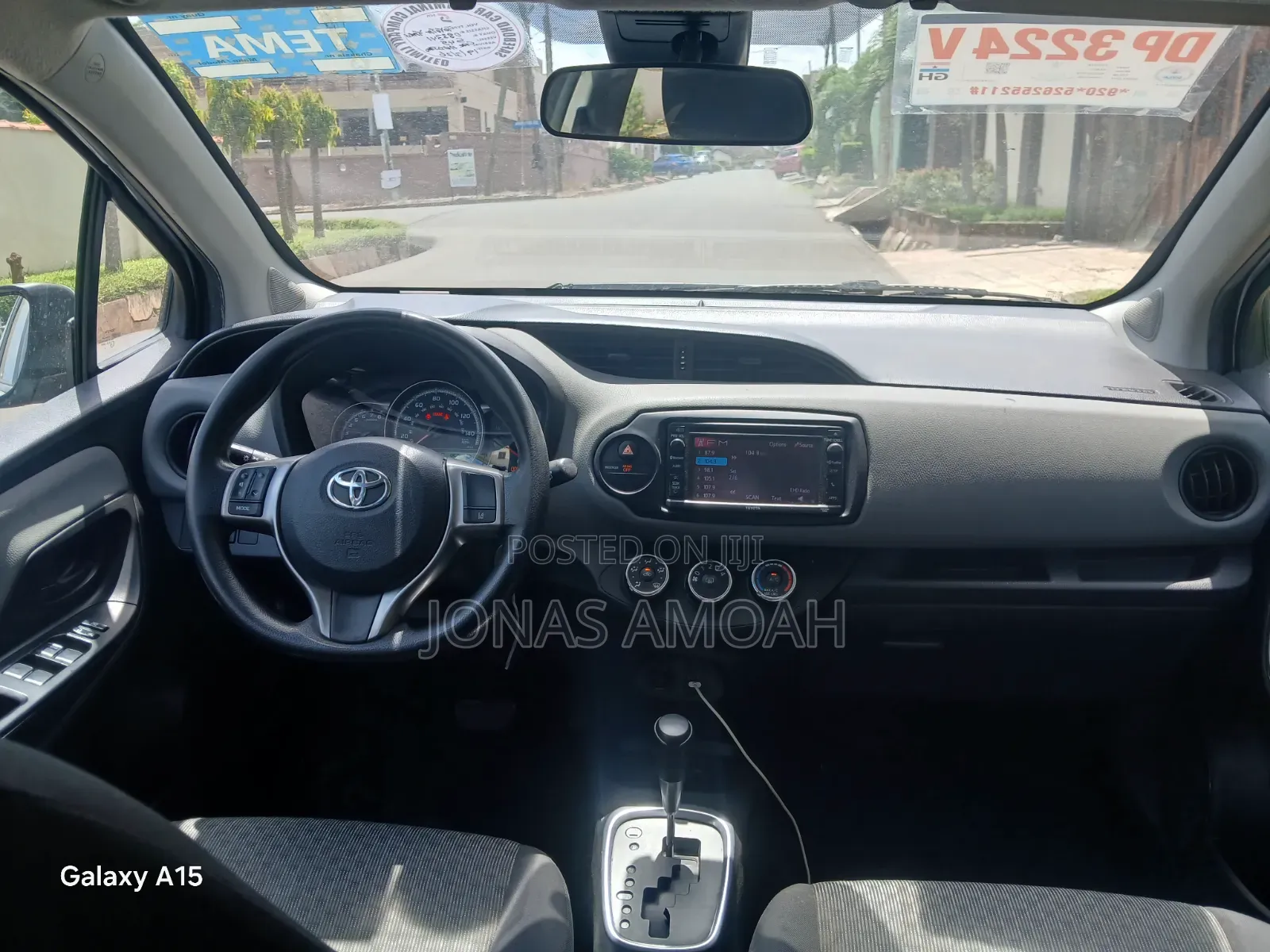 Toyota Yaris LE Hatchback 3dr 2017 Silver