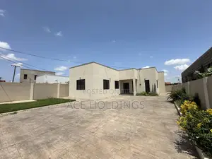 3bdrm House in Lakeside for sale