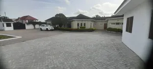 11bdrm House in East Legon, Ghana Link Area for rent