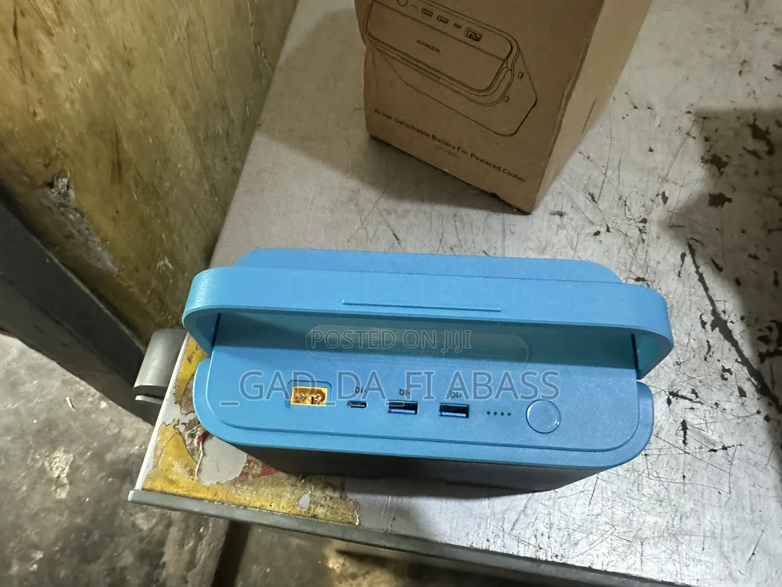 Anker 80000mah (266wh) Powerbank
