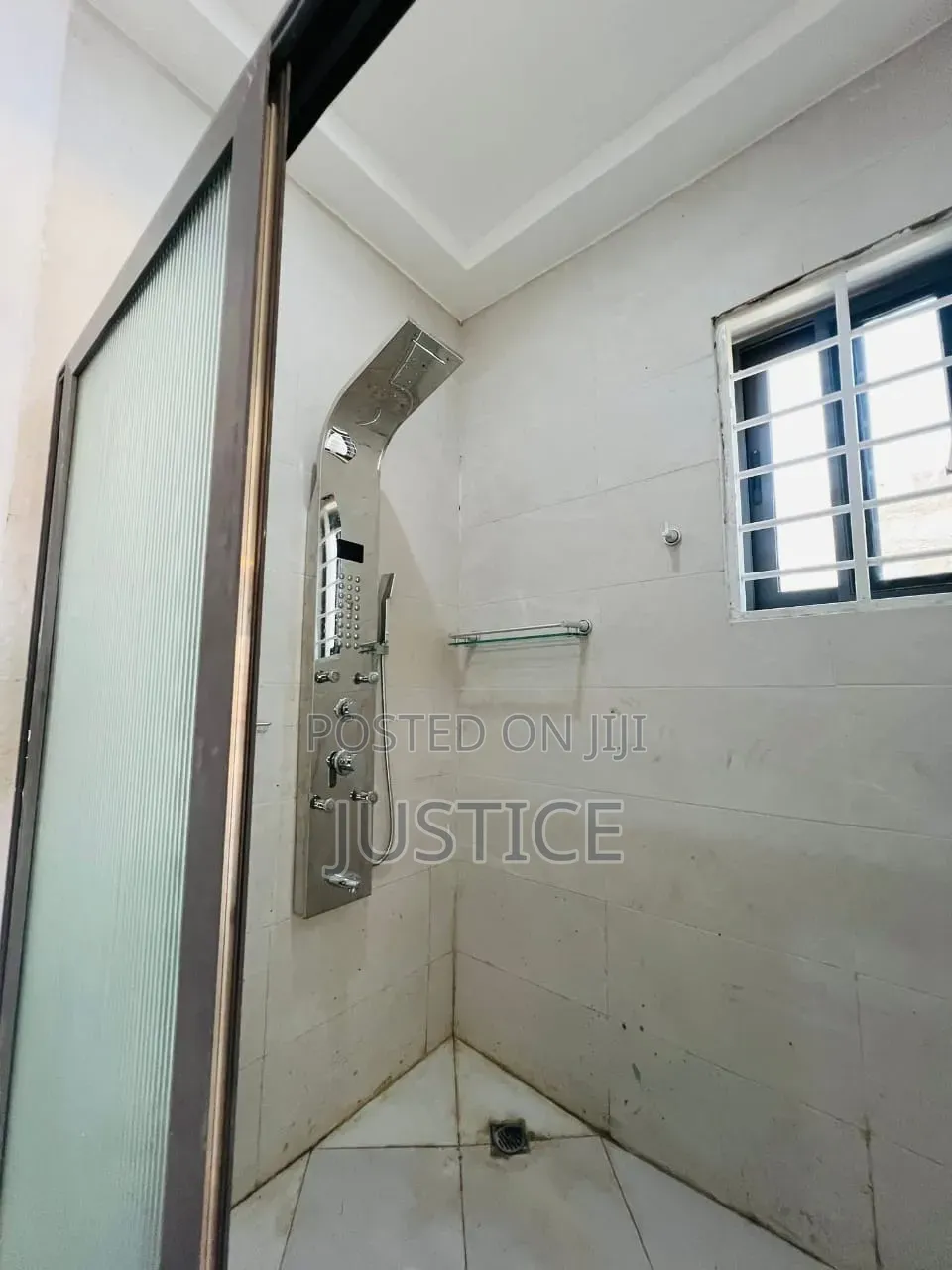 4bdrm House in East Legon Obojo, Otano for sale