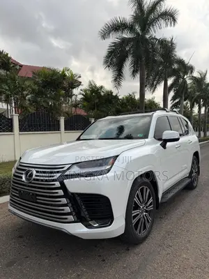 Lexus LX 600 2023 White